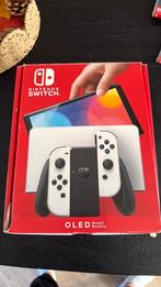 Nintendo switch OLED, Spelcomputers en Games, Spelcomputers | Nintendo Switch, Ophalen of Verzenden, Gebruikt, Met 2 controllers