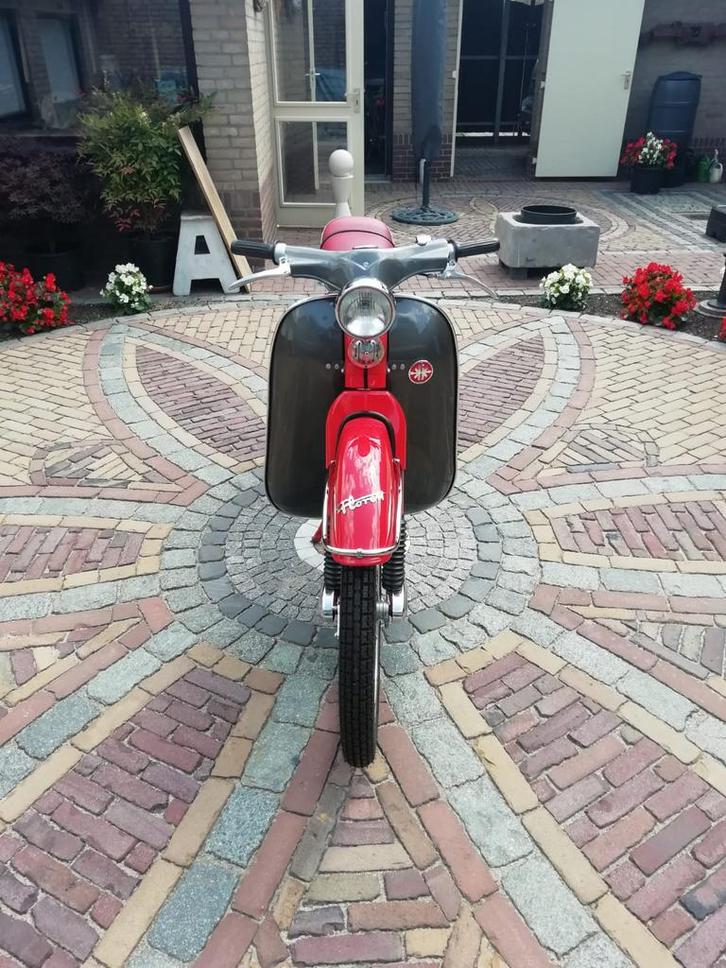 Kreidler florett, Fietsen en Brommers, Snorfietsen en Snorscooters, Zo goed als nieuw, Overige merken, Benzine, Ophalen