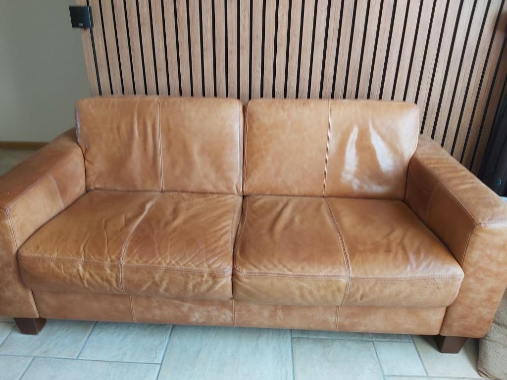 Twee banken (2 en 2,5 zits) leder, Huis en Inrichting, Banken | Bankstellen, Ophalen, Gebruikt, 150 tot 200 cm, Tweepersoons