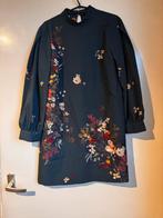 Zara Groene Bloemenjurk Maat S - Oversized, Kleding | Dames, Jurken, Ophalen of Verzenden, Maat 36 (S), Gedragen, Boven de knie
