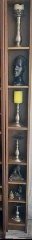 Boekenkast, DVD kast donkerbruin eikenpatroon kleur bruin, Ophalen, Zo goed als nieuw, 200 cm of meer