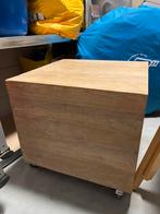 Bijzettafel hout kubus, Huis en Inrichting, Tafels | Bijzettafels, Ophalen, Minder dan 55 cm, Rond, Zo goed als nieuw
