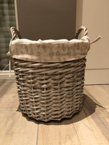 NIEUW! Plantenmand rieten mand plantenpot beschikbaar voor biedingen