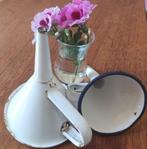 Oude witte, emaille trechters, Antiek en Kunst, Ophalen of Verzenden