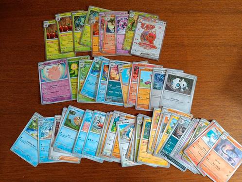 Stapel Pokemon Kaarten - TWM, Hobby en Vrije tijd, Verzamelkaartspellen | Pokémon, Zo goed als nieuw, Meerdere kaarten, Ophalen of Verzenden