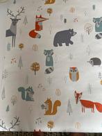 Vliesbehang Bosdieren Ashford & Sons, Huis en Inrichting, Stoffering | Behang, Ophalen of Verzenden, 10 tot 25 m², Geel, Kinder