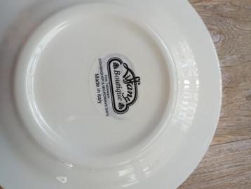 Servies beschikbaar voor biedingen