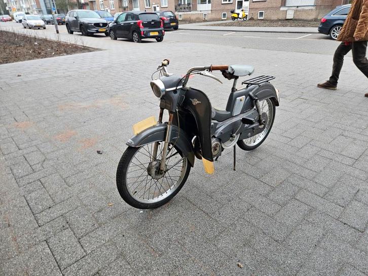Kaptein Mobylette Mobyclub, Fietsen en Brommers, Brommers | Oldtimers, Overige merken, Maximaal 45 km/u, Ophalen of Verzenden