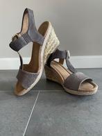 Stijkvolke sandaal sleehak Gabor taupe 38,5 zgan, Overige kleuren, Verzenden, Gabor, Sandalen of Muiltjes