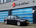 BMW 3-serie 316i Black&Silver II Harman Kardon Zwarte Hemel, Auto's, Achterwielaandrijving, 4 cilinders, Zwart, Handgeschakeld