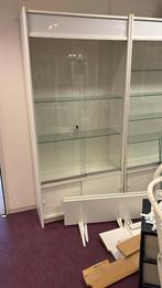 GRATIS: 2 vitrinekasten, Huis en Inrichting, Kasten | Vitrinekasten, Ophalen, Glas, 50 tot 100 cm, Minder dan 100 cm
