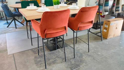 ⚠️LET OP⚠️Industriële Barkrukken en Bartafel Nieuw, Huis en Inrichting, Barkrukken, Nieuw, Hout, Ophalen