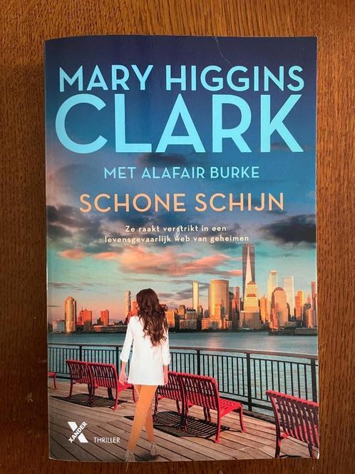 Schone schijn - Mary Higgins Clark, Boeken, Thrillers, Zo goed als nieuw, Nederland, Ophalen of Verzenden