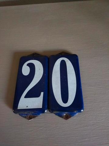 Vintage emaille huisnummers huis nummer 20 beschikbaar voor biedingen