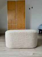 Poef gebroken wit teddy zo goed als nieuw, Huis en Inrichting, Banken | Voetenbanken en Poefen, Ophalen, Minder dan 50 cm, 75 tot 100 cm