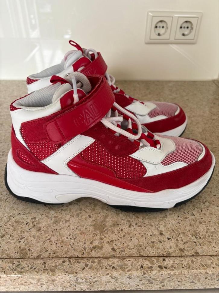 Calvin Klein hoge sneakers mt 42, Kleding | Heren, Schoenen, Zo goed als nieuw, Sneakers of Gympen, Overige kleuren, Ophalen