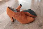 Unisa 38 suede pumps/ laarsjes echt leer cognac bijna nieuw, Bruin, Ophalen of Verzenden, Zo goed als nieuw, Unisa
