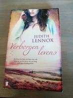 Judith Lennox - Verborgen levens, Ophalen of Verzenden, Zo goed als nieuw, Nederland