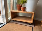 Industriële stoere salontafel op wielen, Ophalen of Verzenden, Rechthoekig, 50 tot 100 cm, Minder dan 50 cm