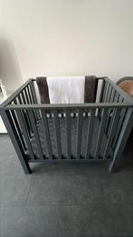 Antraciet baby box incl matras en kleedje, Ophalen, Gebruikt, Vierkant, In hoogte verstelbaar