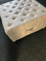 Grote Hocker poef bijzettafel salontafel, Ophalen, Zo goed als nieuw, Vierkant, Stof