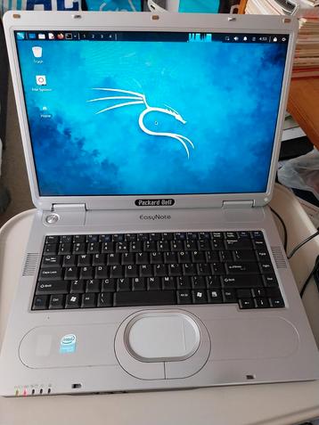 Packard Bell EasyNote R1994 met Kali Linux erop beschikbaar voor biedingen