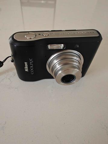 Nikon Coolpix L16 + originele lader en hoesje!  beschikbaar voor biedingen