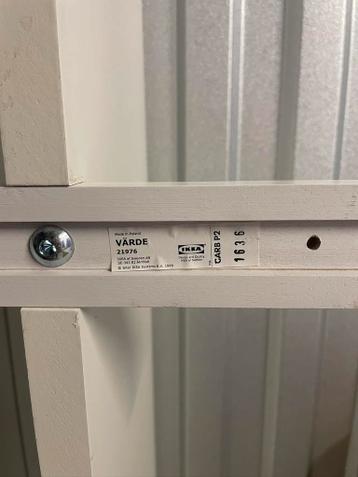 Ikea Varde wandplank met haken - afbeelding 4