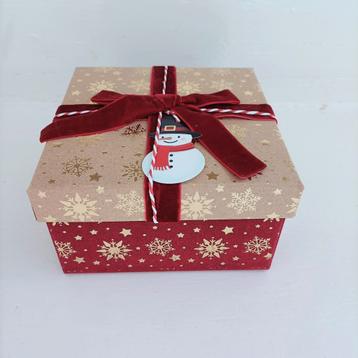 Nieuwe Kerst Cadeau Doos - Kerstboom Decoratie beschikbaar voor biedingen