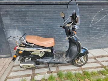 Tekoop scooter 