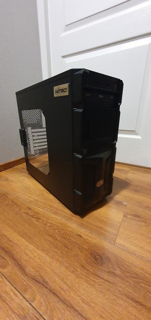 Cooler Master K350 Full-Tower Behuizing Zwart, Computers en Software, Computerbehuizingen, Gebruikt, Ophalen of Verzenden