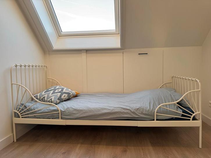 IKEA Minnen Bedframe met Lattenbodem, Huis en Inrichting, Slaapkamer | Bedden, Gebruikt, Eenpersoons, 80 cm, 200 cm, Metaal, Wit
