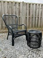 Rotan stoel met krukje zwart, Huis en Inrichting, Stoelen, Ophalen, Zo goed als nieuw, Zwart, Eén