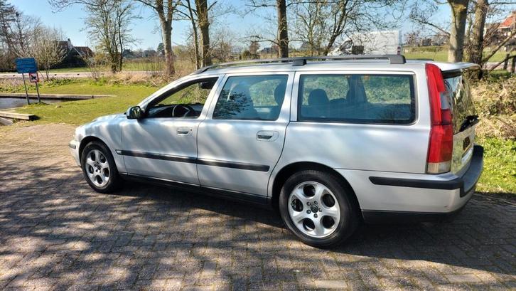Volvo V70 2.4 140PK 2000, Auto's, Volvo, Particulier, V70, Origineel Nederlands, Ophalen