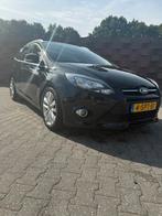 Ford Focus 1.6 Tdci groot onderhoudt gehad! Niuwe apk, Auto's, Euro 5, USB, Zwart, 4 cilinders