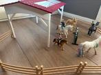 Mooie Schleich paarden, ruiters en rijhal zgan!, Verzamelen, Speelgoed, Ophalen of Verzenden, Zo goed als nieuw