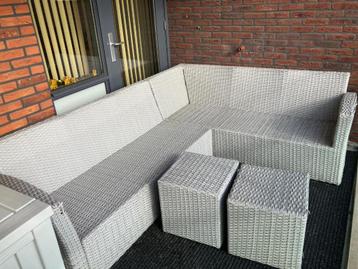 Leuke loungeset voor in de tuin. Af te halen in Maarssen! beschikbaar voor biedingen