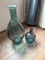 2 mooie blauwe vasen 60 cm en 30 cm hoog, Huis en Inrichting, Woonaccessoires | Vazen, Ophalen, 50 tot 75 cm, Blauw, Glas