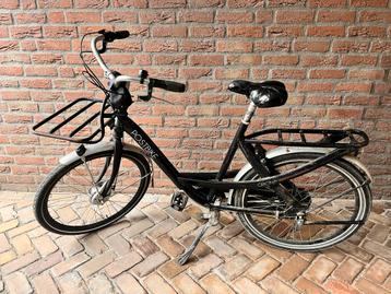 Postbike Damesfiets met Lage Instap beschikbaar voor biedingen