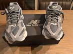 New Balance 9060 grey-grey-grey heren mt 44,5, Kleding | Heren, Schoenen, New Balance, Overige kleuren, Nieuw, Ophalen of Verzenden