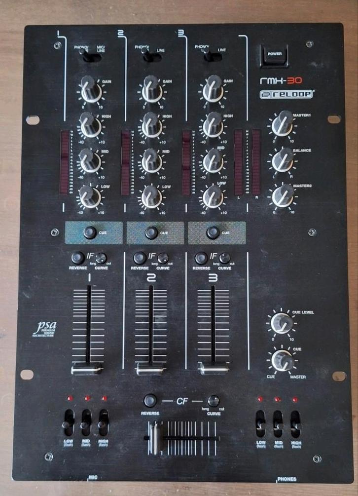 Reloop RMX 30 Blackfire edition DJ mixer zonder adapter, Muziek en Instrumenten, Mengpanelen, Gebruikt, Minder dan 5 kanalen, Microfooningang