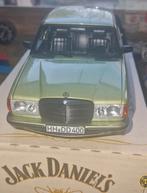 MERCEDES-BENZ amg 200/280E NOREV, Hobby en Vrije tijd, Modelauto's | 1:18, Verzenden, Zo goed als nieuw, Auto, Norev