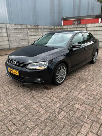 Volkswagen Jetta 1.2TSI 77KW H6 2011 Zwart beschikbaar voor biedingen