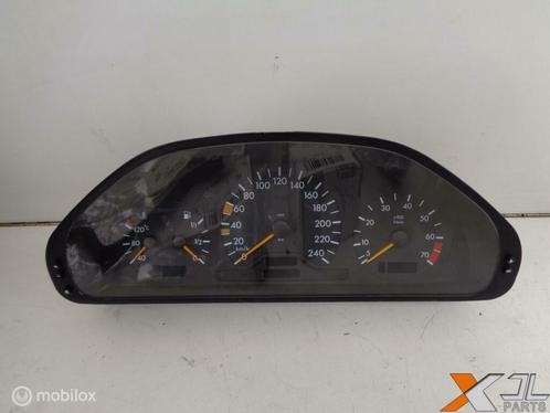 C-KLASSE W202 C180 C200 TELLERKLOK COMBIKLOK  A2025409448, Auto-onderdelen, Dashboard en Schakelaars, Mercedes-Benz, Gebruikt