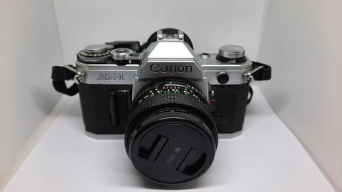 Vintage Canon AE-1 SLR Camera + 3 Canon Lenzen / Flitser, Audio, Tv en Foto, Fotocamera's Analoog, Gebruikt, Spiegelreflex, Canon