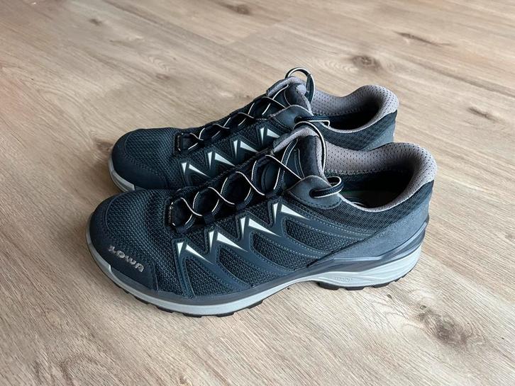 Lowa innox pro gtx lo wandelschoenen 42,5 UK8,5, Sport en Fitness, Bergsport en Wandelen, Zo goed als nieuw, Schoenen, Ophalen of Verzenden