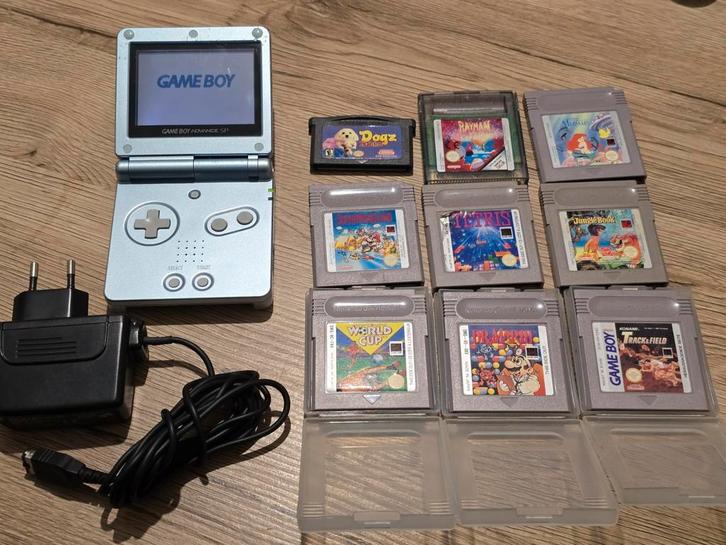 Game Boy Advance SP + 9 Games - Compleet!, Spelcomputers en Games, Spelcomputers | Nintendo Game Boy, Zo goed als nieuw, Game Boy Advance SP