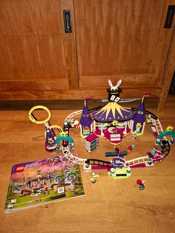 Lego Kermis en panda boomhut  beschikbaar voor biedingen