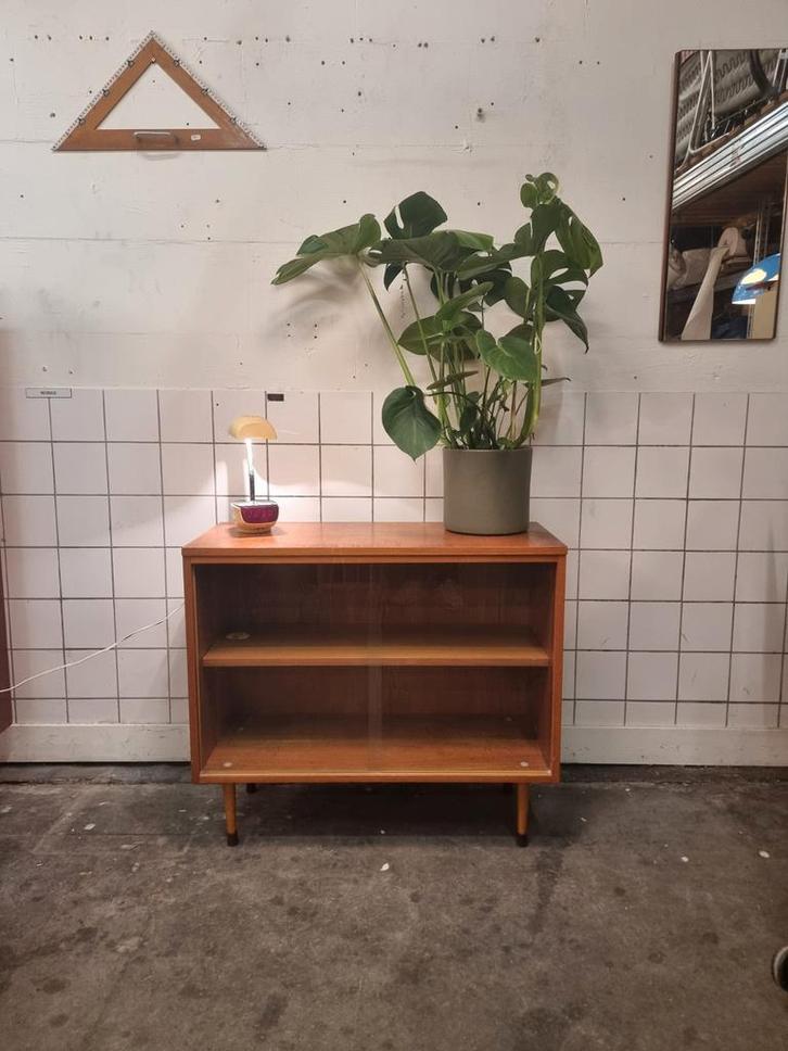 Vintage dressoir met vitrine jaren 60, Huis en Inrichting, Kasten | Overige, Zo goed als nieuw, Ophalen