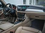 BMW X1 xDrive28i High Executive | Trekhaak 2000kg | Leder |, Gebruikt, 4 cilinders, 2000 kg, Bedrijf